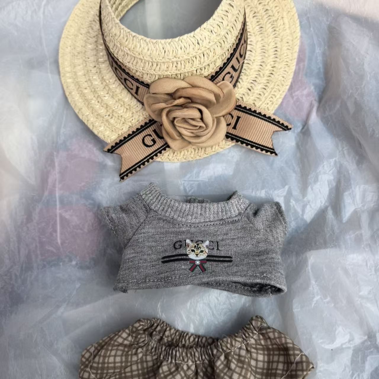 Bring dein Labubu Monster zum Strahlen – jetzt im stylischen coolen Party Kleid!